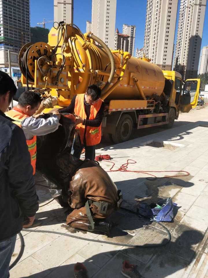 抽粪清淤